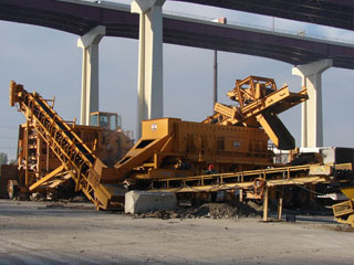 Crushing of hard materials