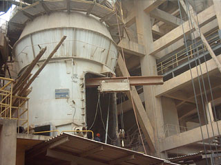 Vertical mill